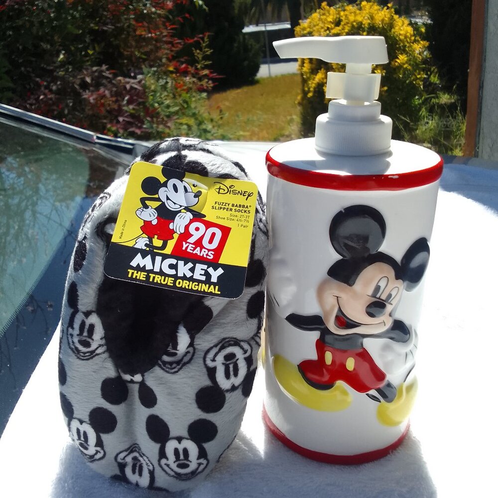 Bundle Disney art piece of soap holder & baby shoes